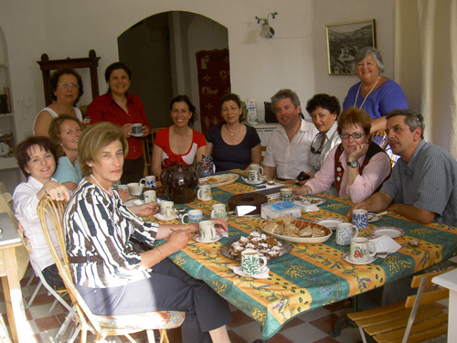 The People take tea at Villa Bologna before a painting session in plein air to raise funds for FAA - and no, I am not joking