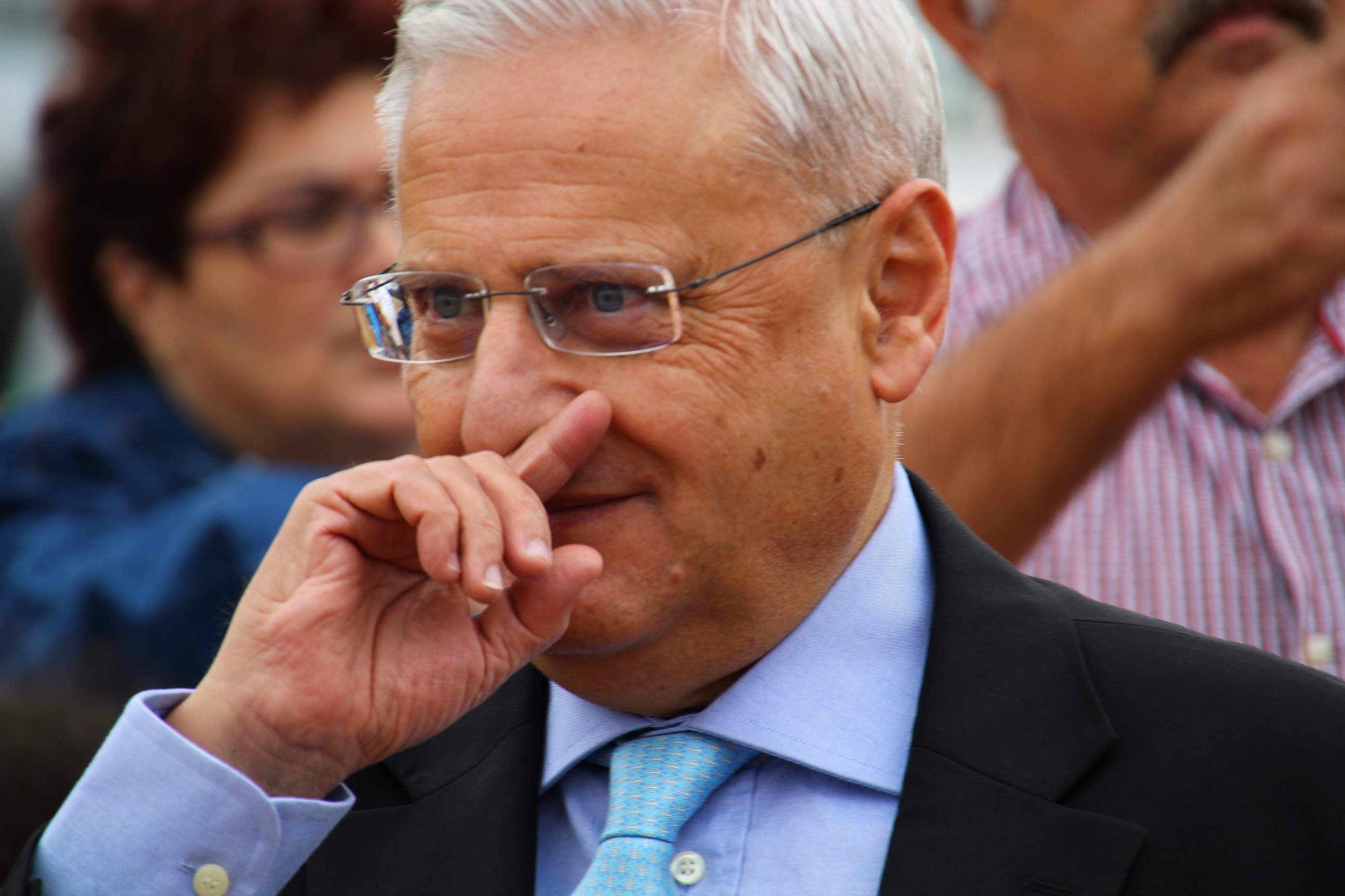 Forty years down the line, this fishy sleaze is still polluting Maltese politics and is now trying to ram down the door to a quarter-of-a-million-euros-a-year salary at the European Court of Auditors. It seems the only way to get rid of these foul Mintoffian politicians from Malta's dark ages is to run a stake through their heart and hope for the best.