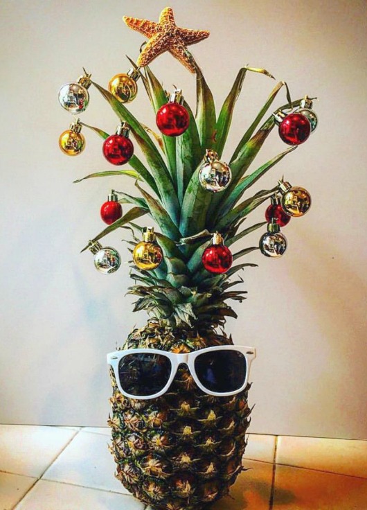 pineapple-christmas